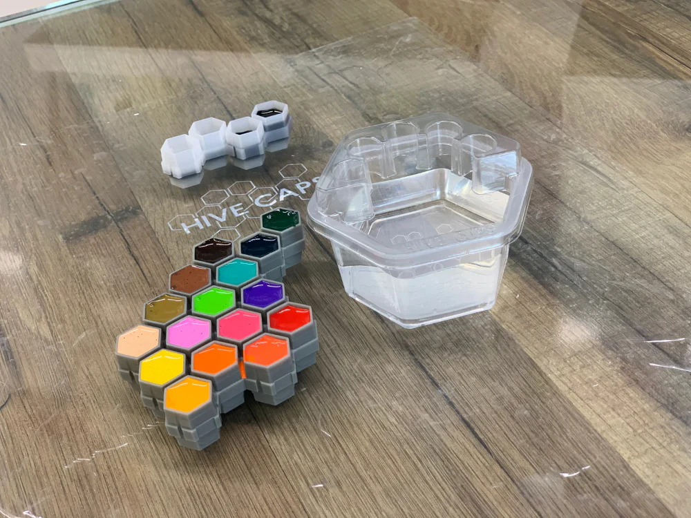 Hive Cups with Lids - Image 10