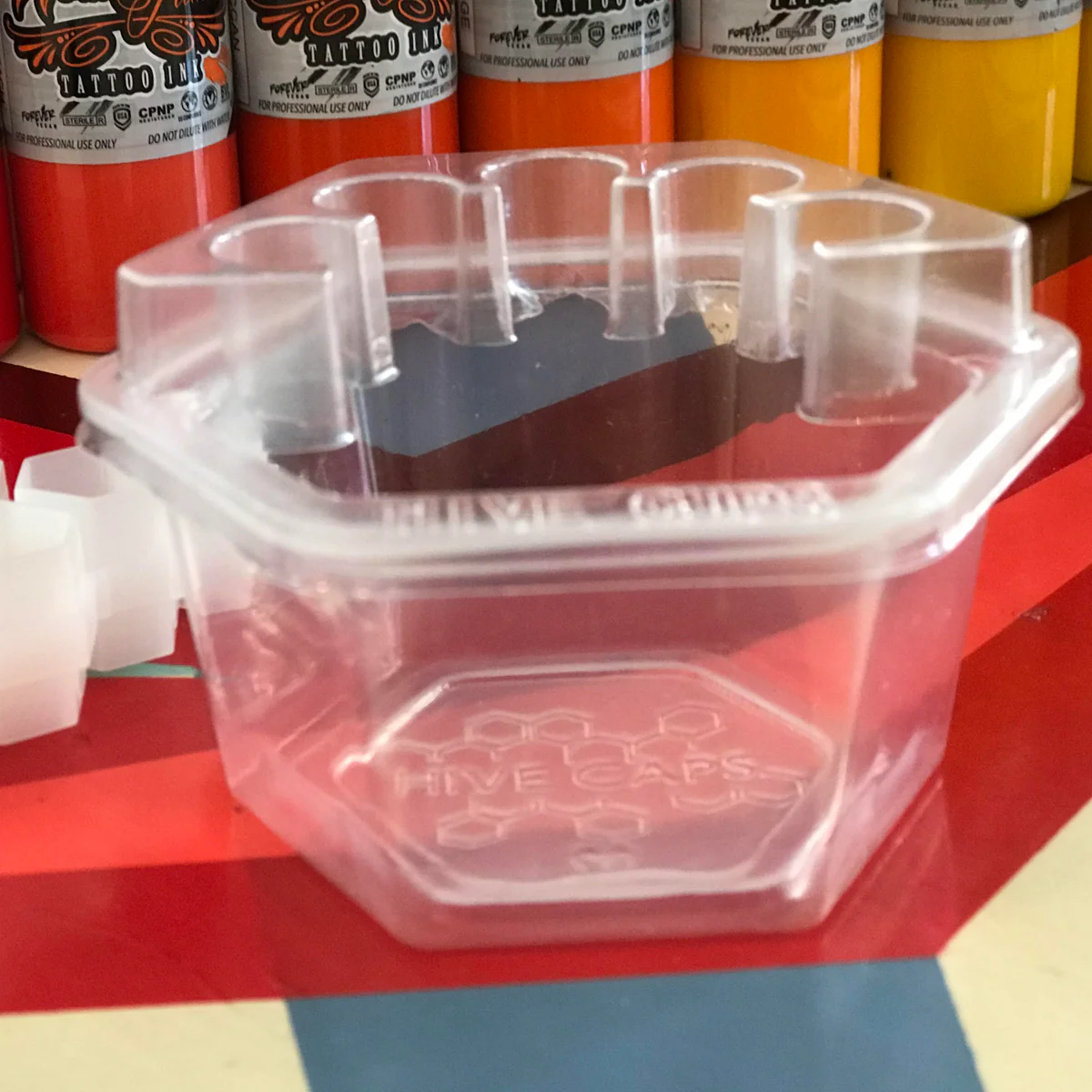 Hive Cups with Lids - Image 3